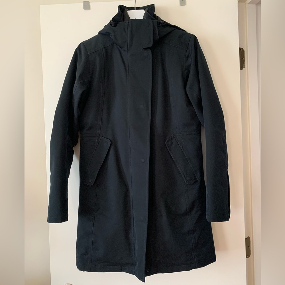 Patagonia Women Black Tres 3 in 1 Parka Down Coat Jacket Warm Waterproof M EUC